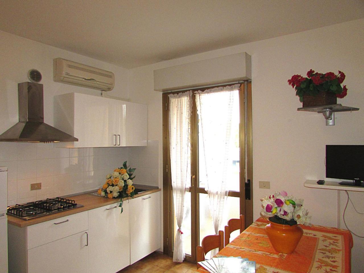 Adua Apartamento Bibione Exterior foto