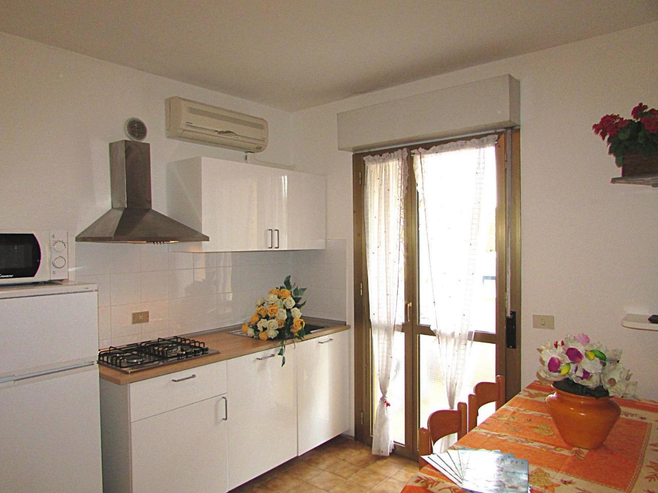 Adua Apartamento Bibione Exterior foto